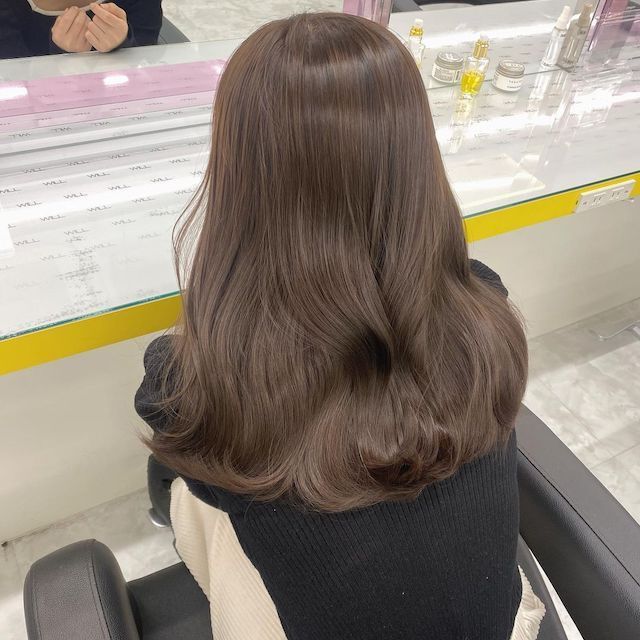 رنگ مو قهوه ای تیره بدون دکلره