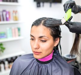 پروتئین تراپی مو چیست؛ مراحل، عوارض، ماندگاری و قیمت